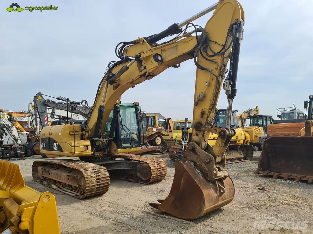 CAT 319 D L Bandgrävare