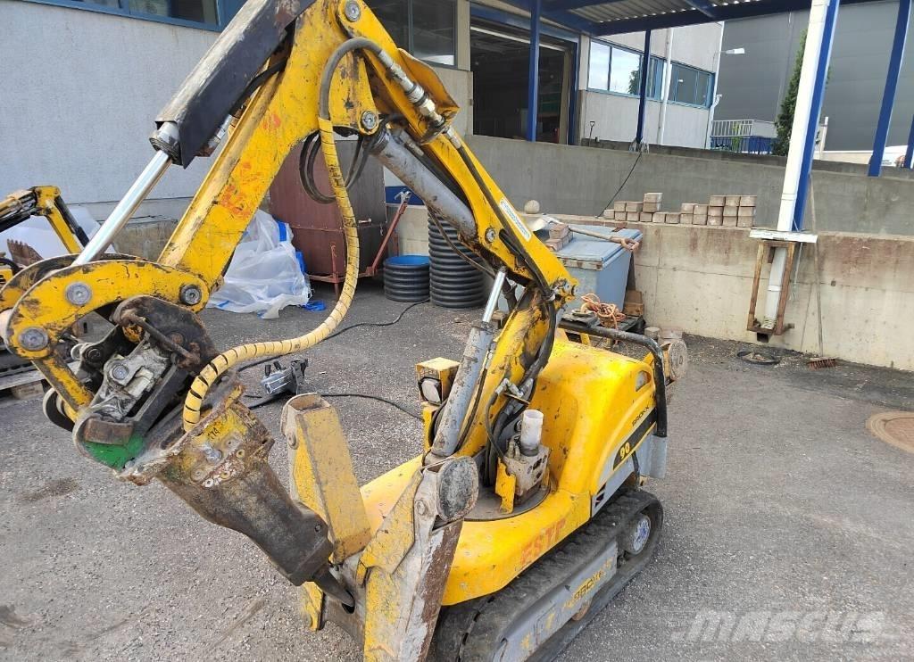 Brokk 90 Rivningsgrävare