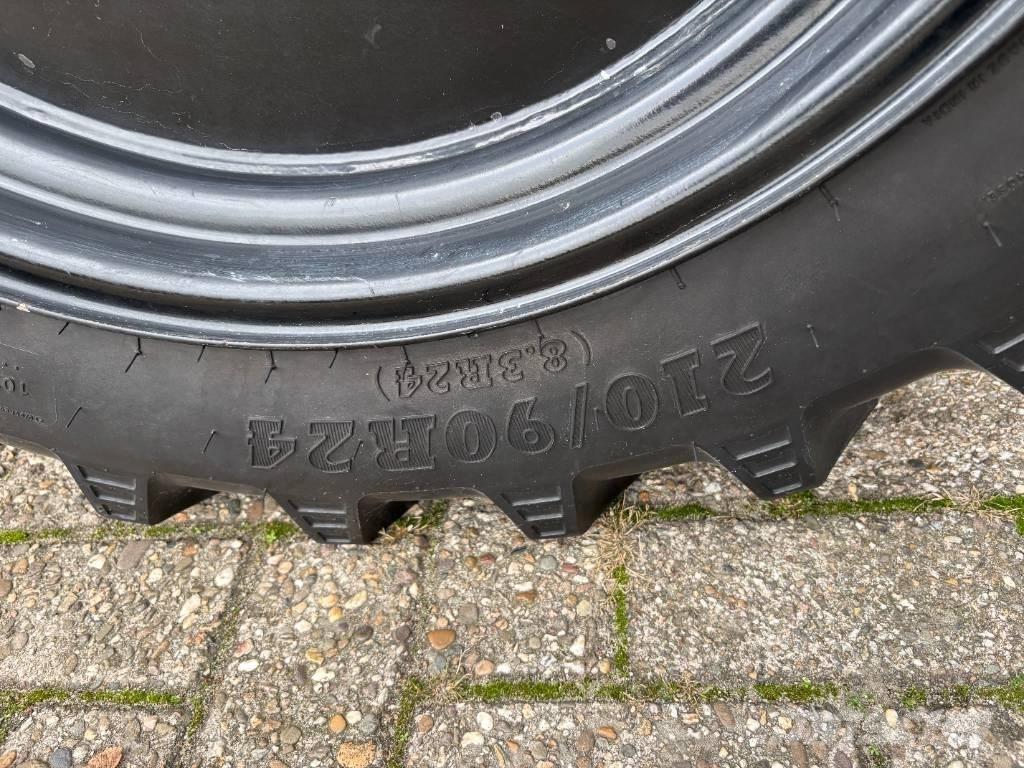 Kioti CK 3310 HST Kompakttraktorer