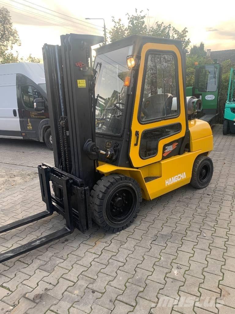 Hangcha CPQD 30 N Gasolmotviktstruckar