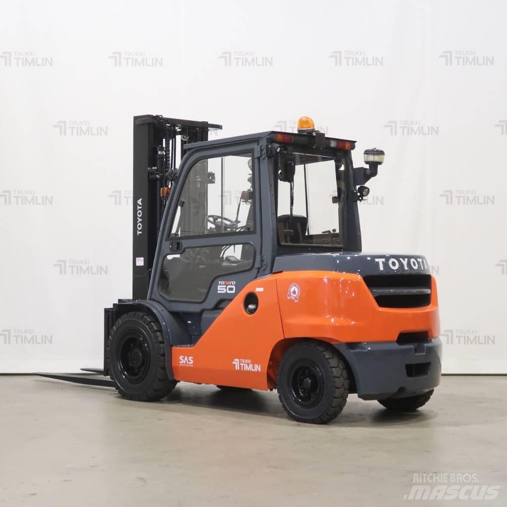 Toyota 40-8FD50N Dieselmotviktstruckar
