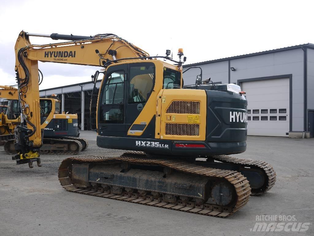 Hyundai HX 235 LCR Bandgrävare