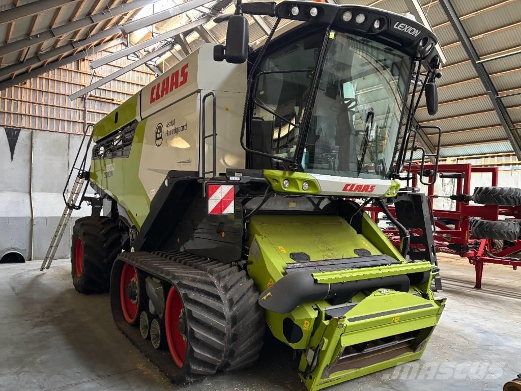 CLAAS LEXION 8800 TT Skördetröskor