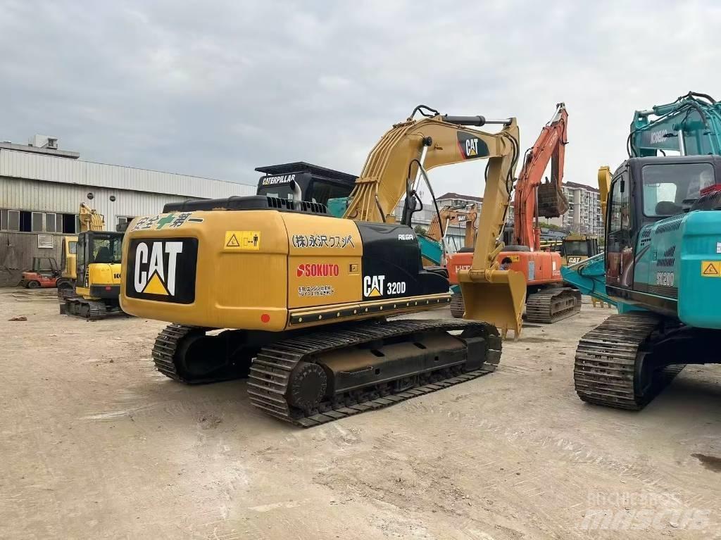 CAT 320 D Bandgrävare