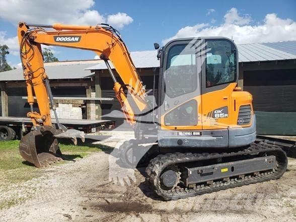 Doosan DX85R-3 Bandgrävare