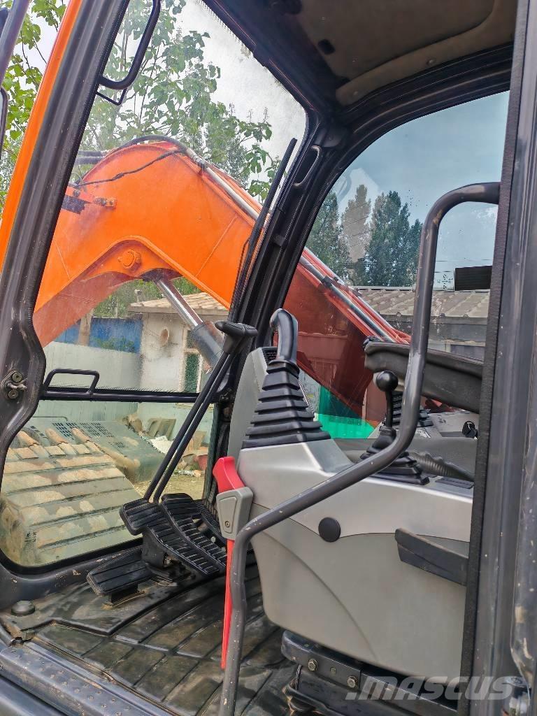 Doosan DX75-9C Midigrävmaskiner 7t - 12t