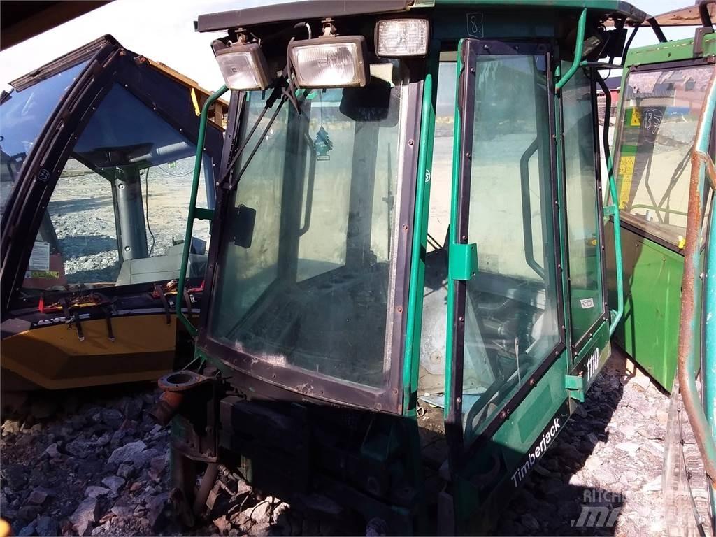Timberjack 1110 Hytter och interiör