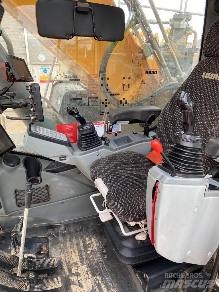Liebherr R 930 Bandgrävare