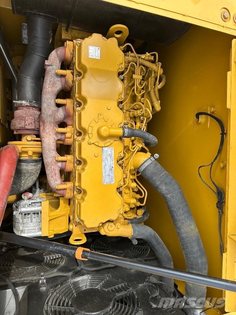 CAT CAT320 Midigrävmaskiner 7t - 12t