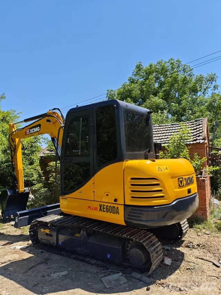 XCMG XE 60 DA Bandgrävare