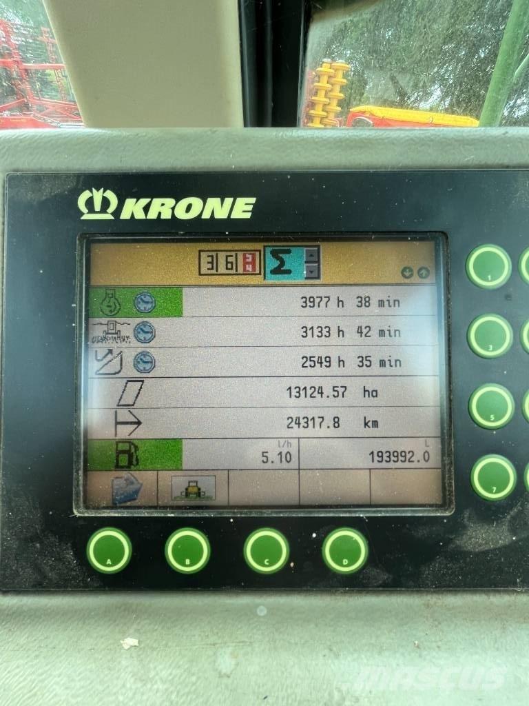 Krone Big X 500 Självgående fälthackar