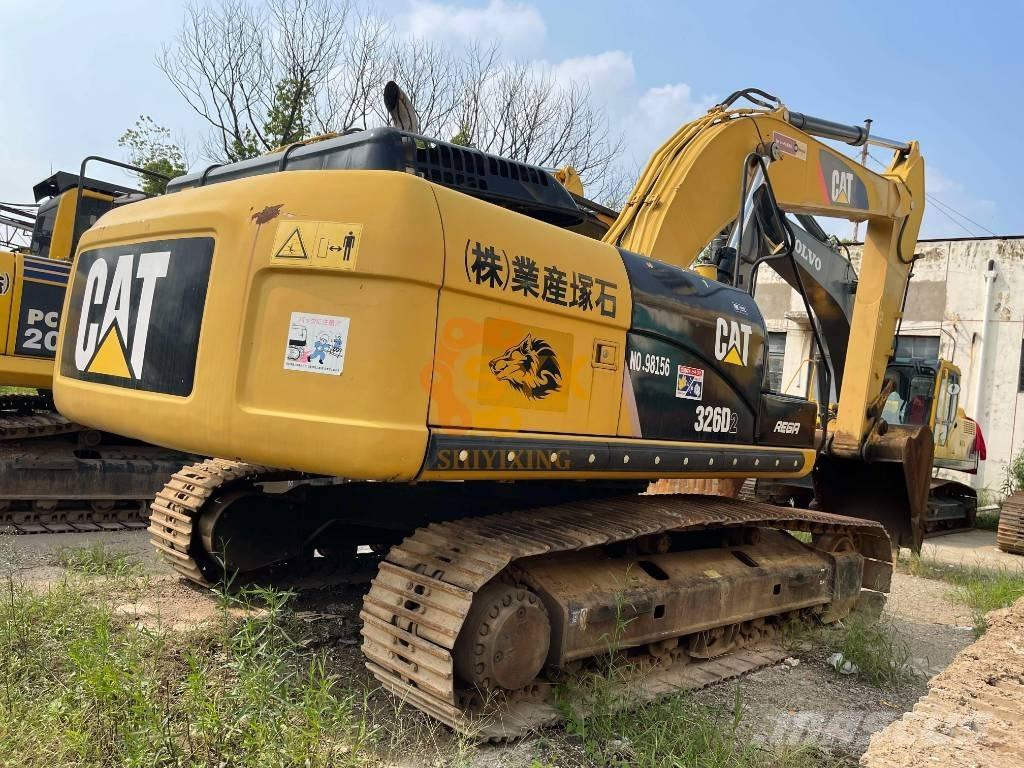 CAT 326 D2 Bandgrävare