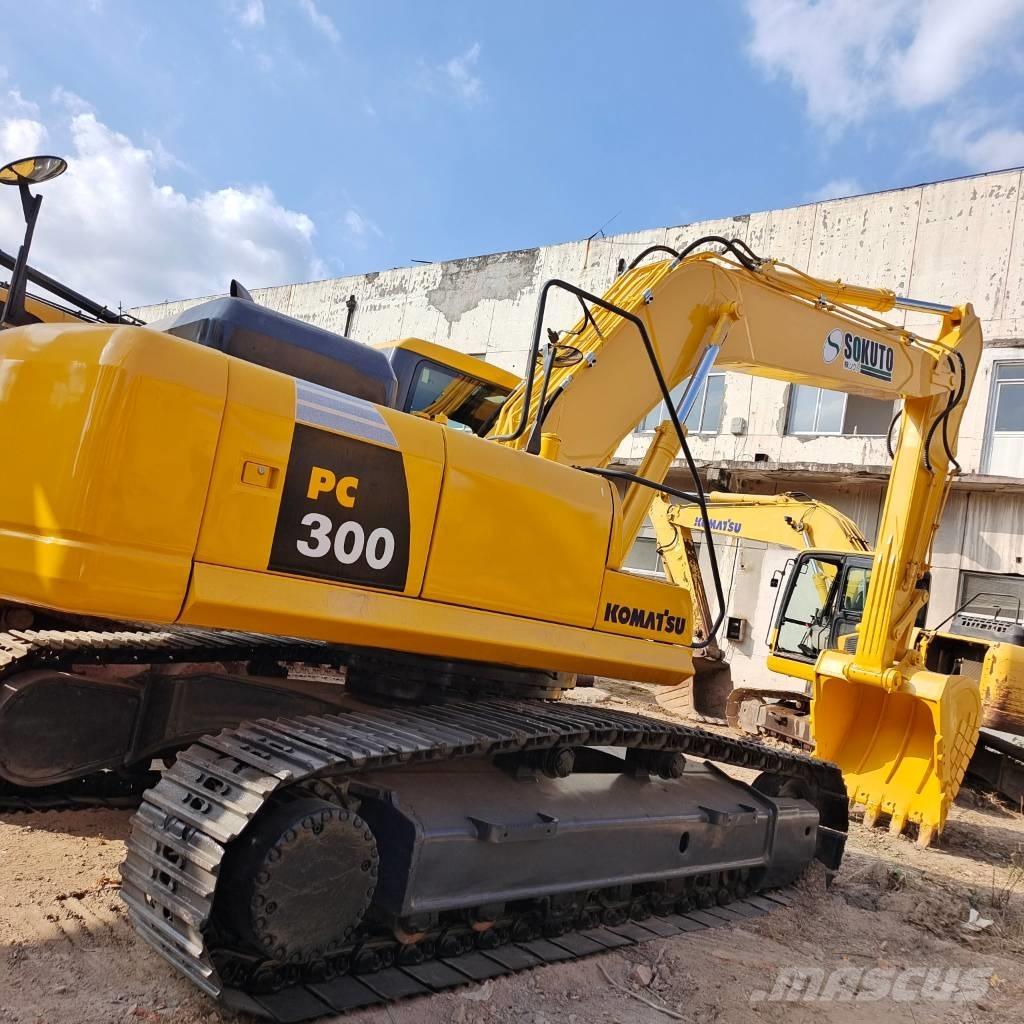 Komatsu PC 300 Bandgrävare