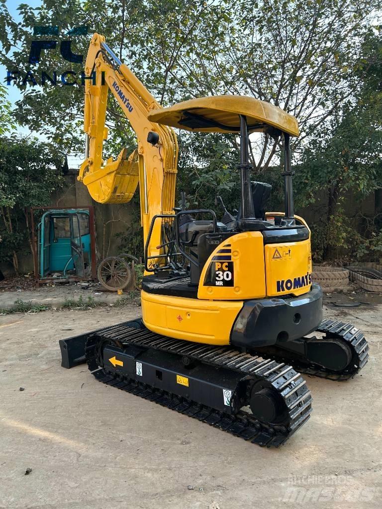 Komatsu PC30mr Minigrävare < 7t