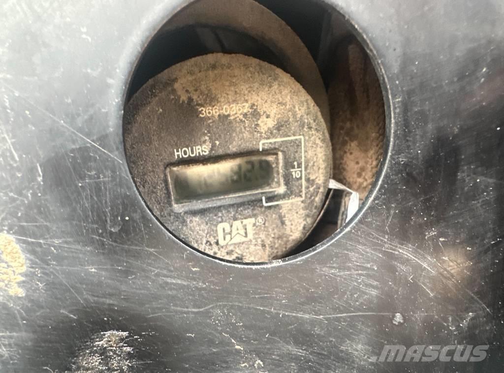 CAT 305 E2 CR Minigrävare < 7t