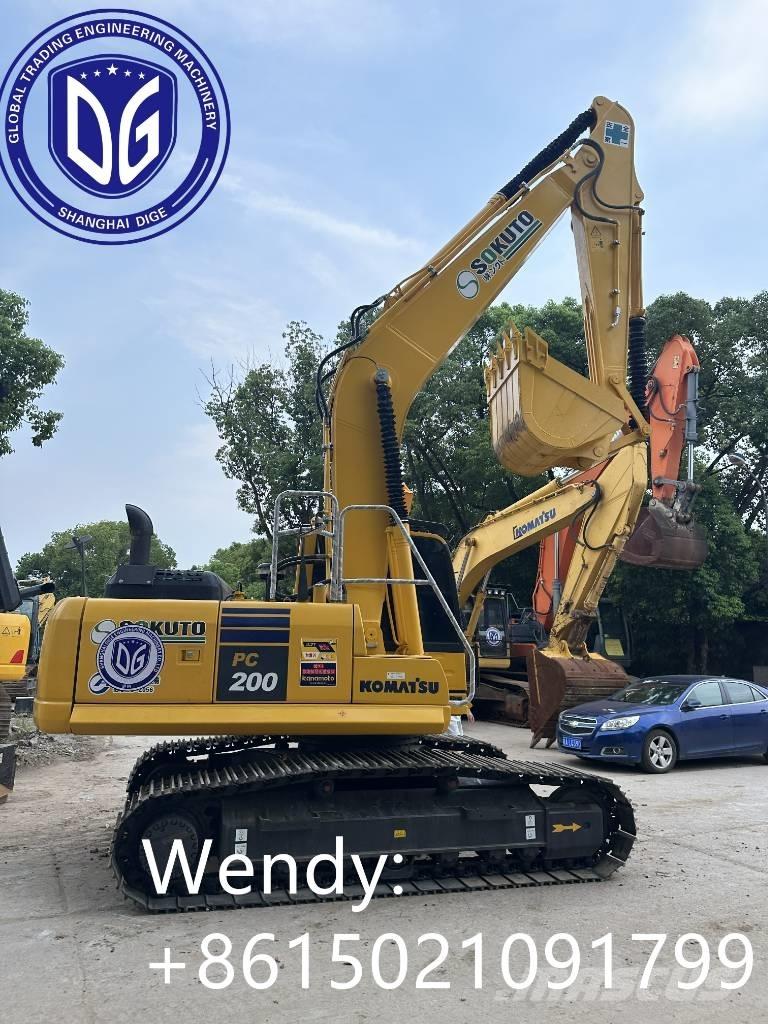 Komatsu PC 200-8 Bandgrävare