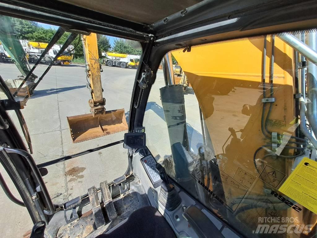 Liebherr R922LC Bandgrävare