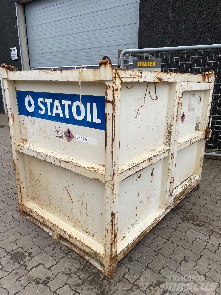  Roug 2000 L Tank Entreprenad - Övrigt