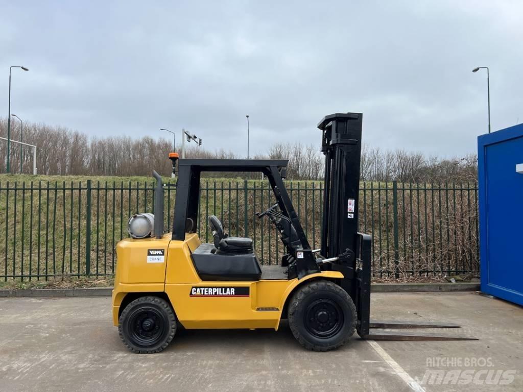 CAT GP 40 K L Gasolmotviktstruckar