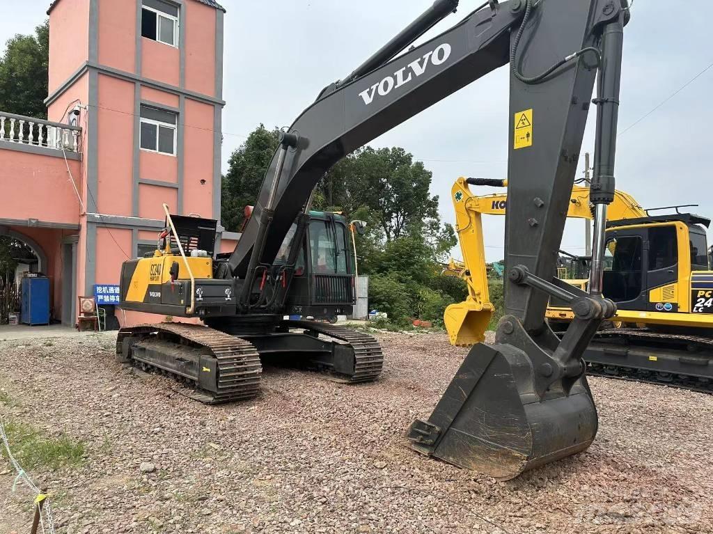 Volvo EC 240 Bandgrävare