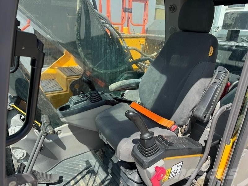 Volvo EC 300 EL Bandgrävare