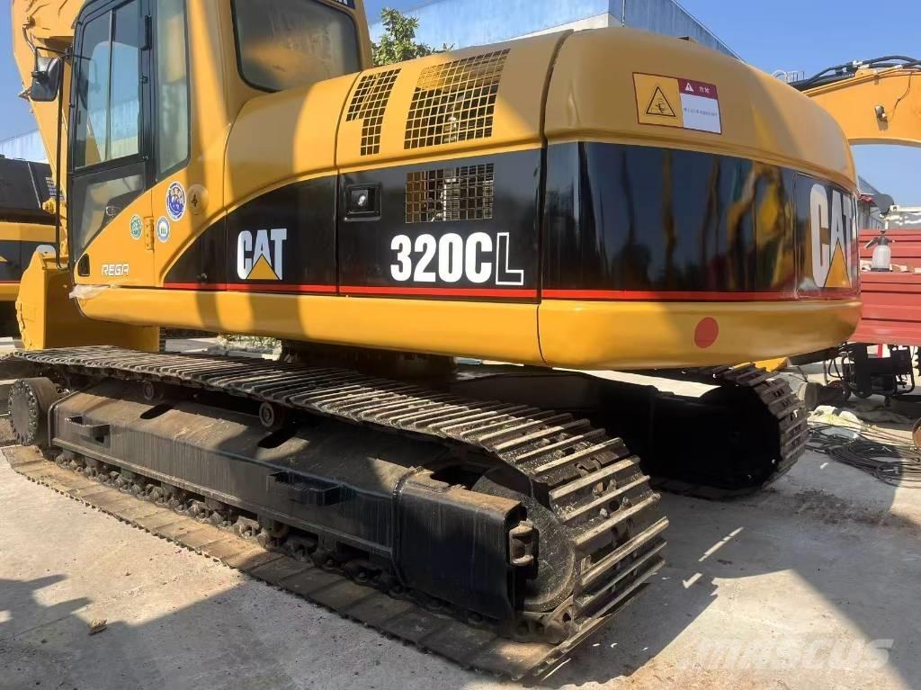 CAT 320 C L Bandgrävare
