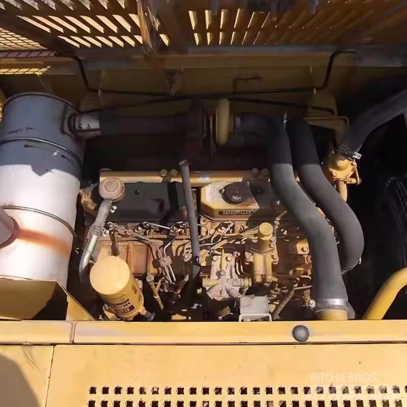 CAT 320 C Bandgrävare