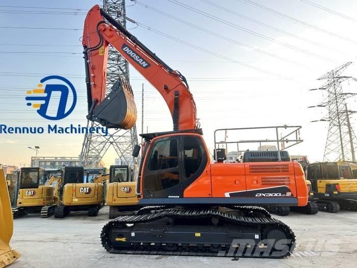 Doosan DX 300LC-9C Bandgrävare