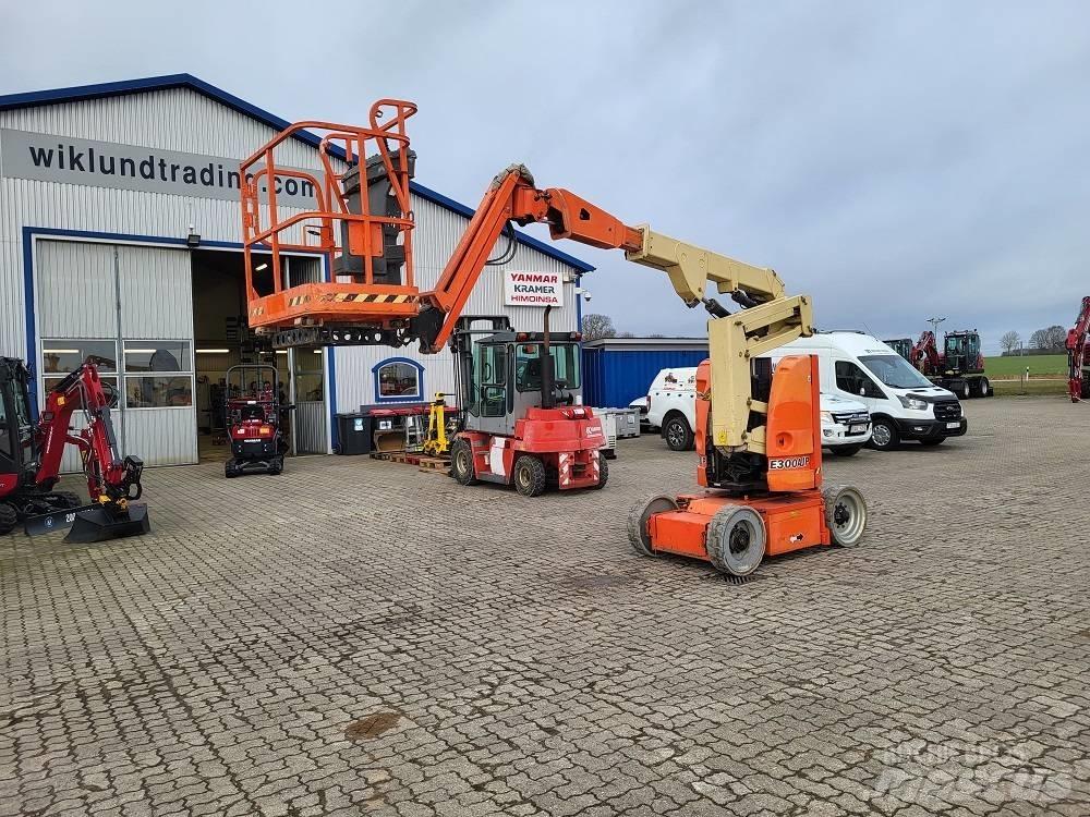 JLG E 300 AJP Bomliftar