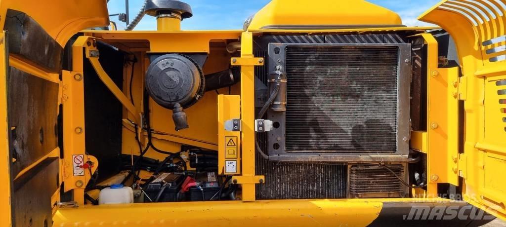JCB JS 220 LC Bandgrävare