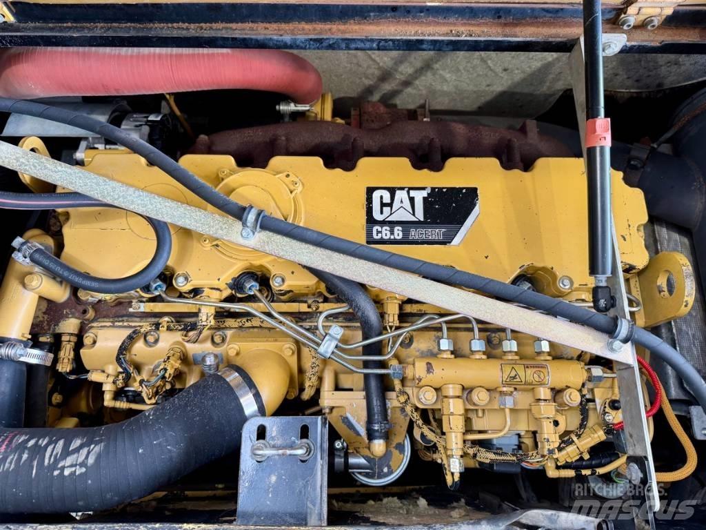 CAT M 318 D Hjulgrävare