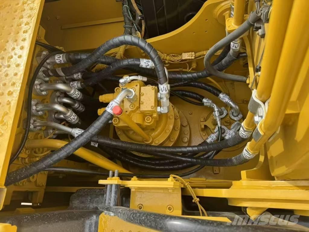 CAT 323GC Bandgrävare