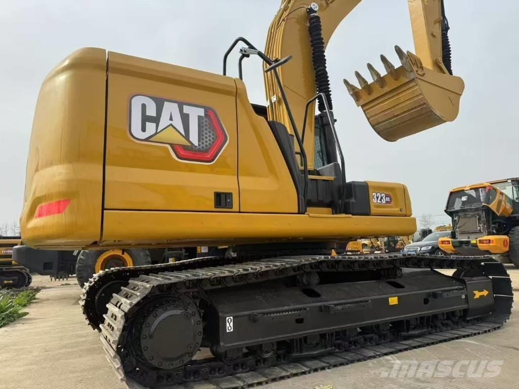 CAT 323GC Bandgrävare
