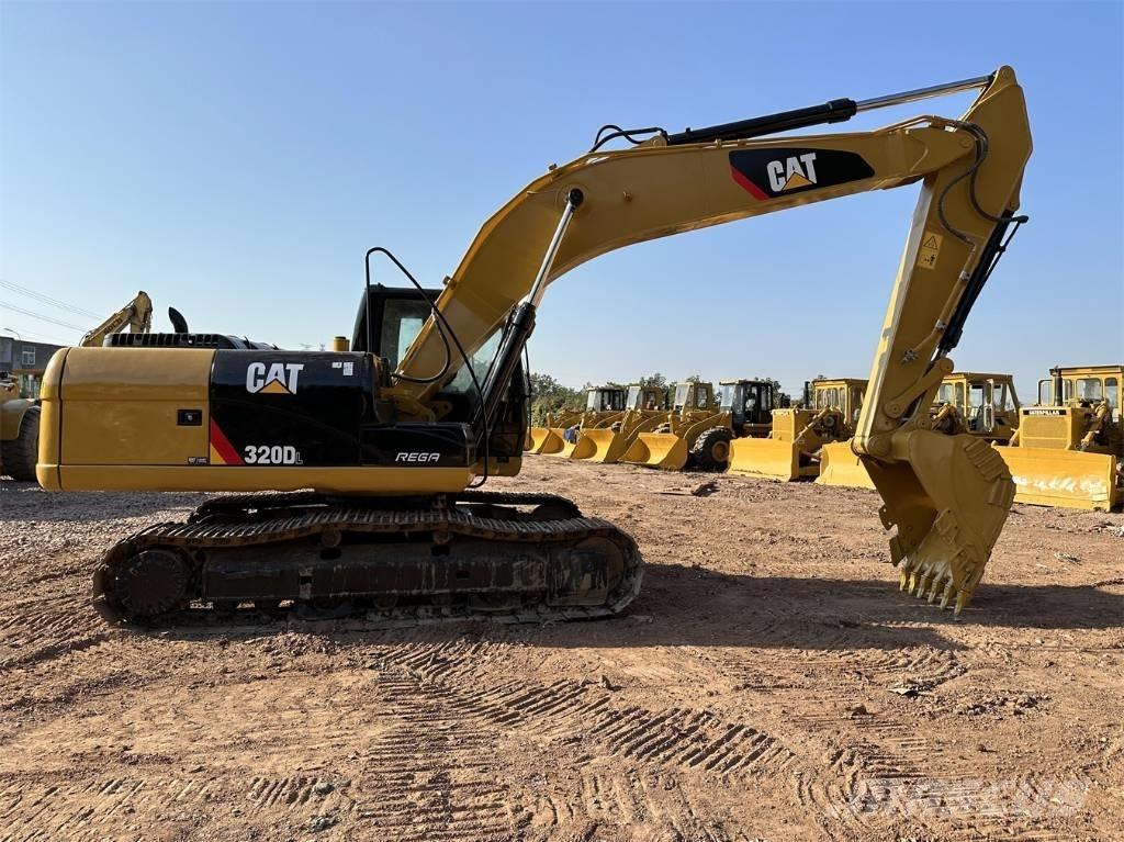 CAT 320 D Bandgrävare