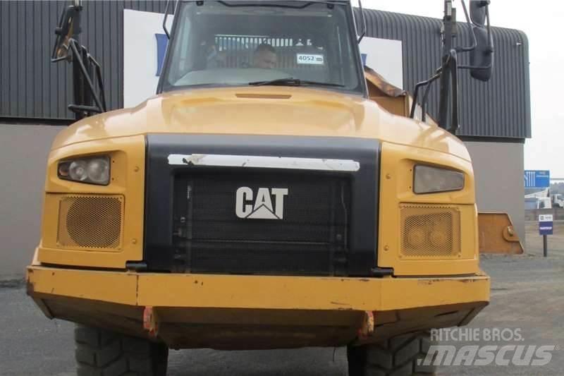 CAT 730C2 Midjestyrd dumper