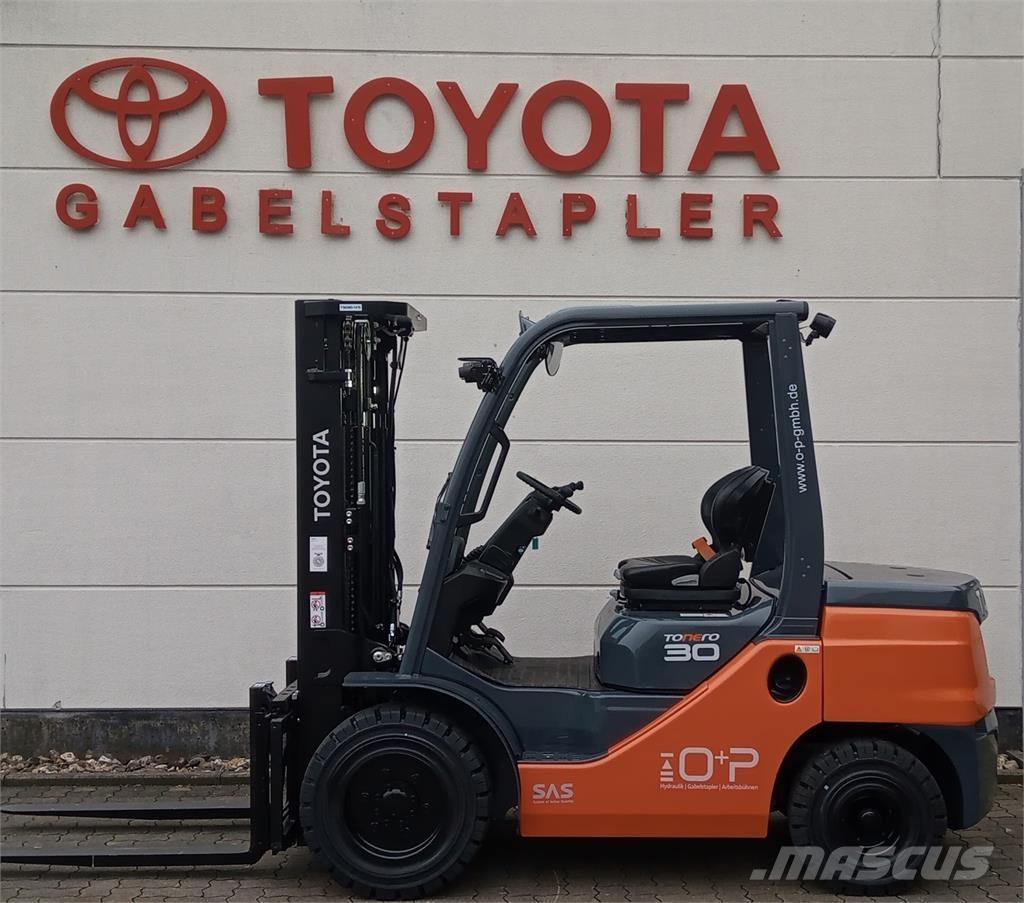 Toyota 52-8FDF30 Dieselmotviktstruckar