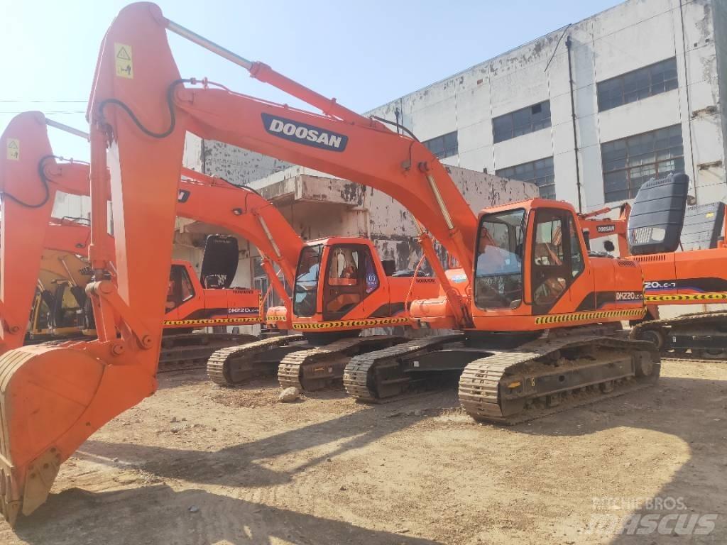 Doosan DH220LC-7 Bandgrävare