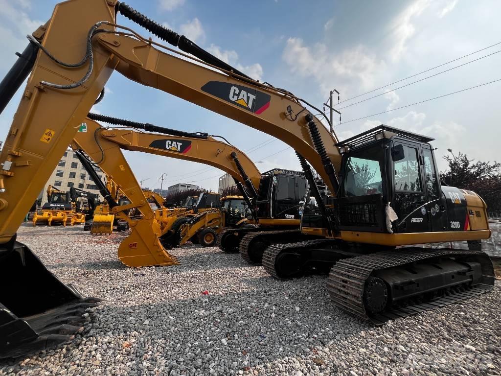 CAT 320 D Bandgrävare