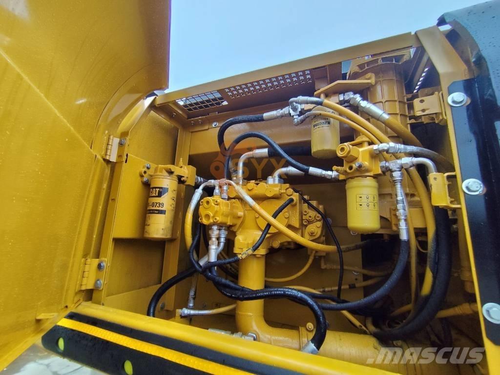 CAT 325 C Bandgrävare