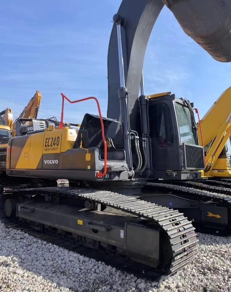 Volvo EC 240 Bandgrävare