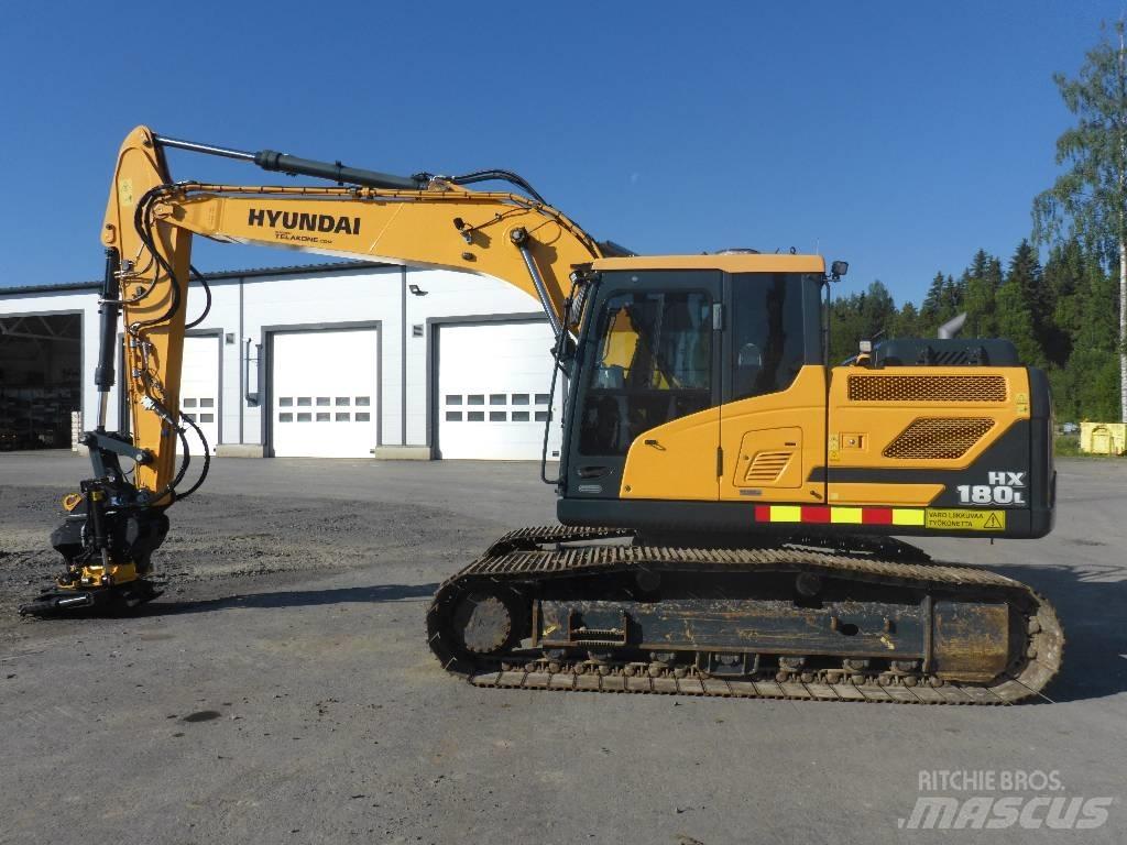 Hyundai HX180L Bandgrävare