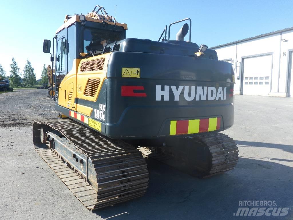 Hyundai HX180L Bandgrävare