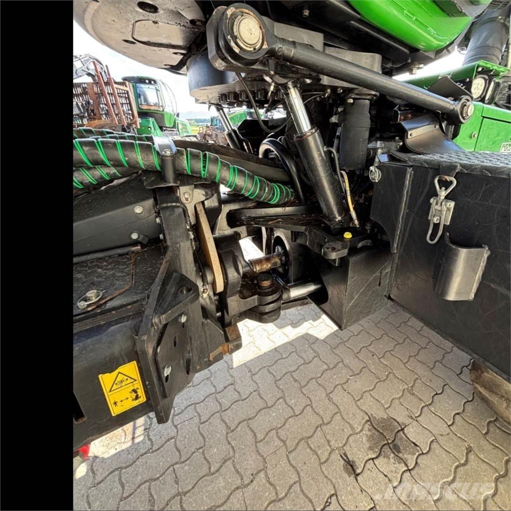 John Deere 1270 G Skördare