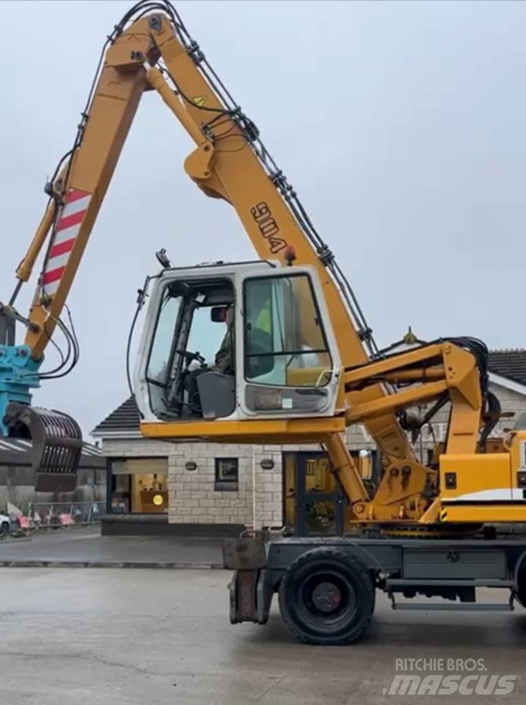 Liebherr A 904 C Avfalls / industri hantering