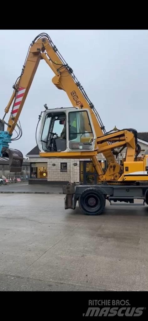 Liebherr A 904 C Avfalls / industri hantering