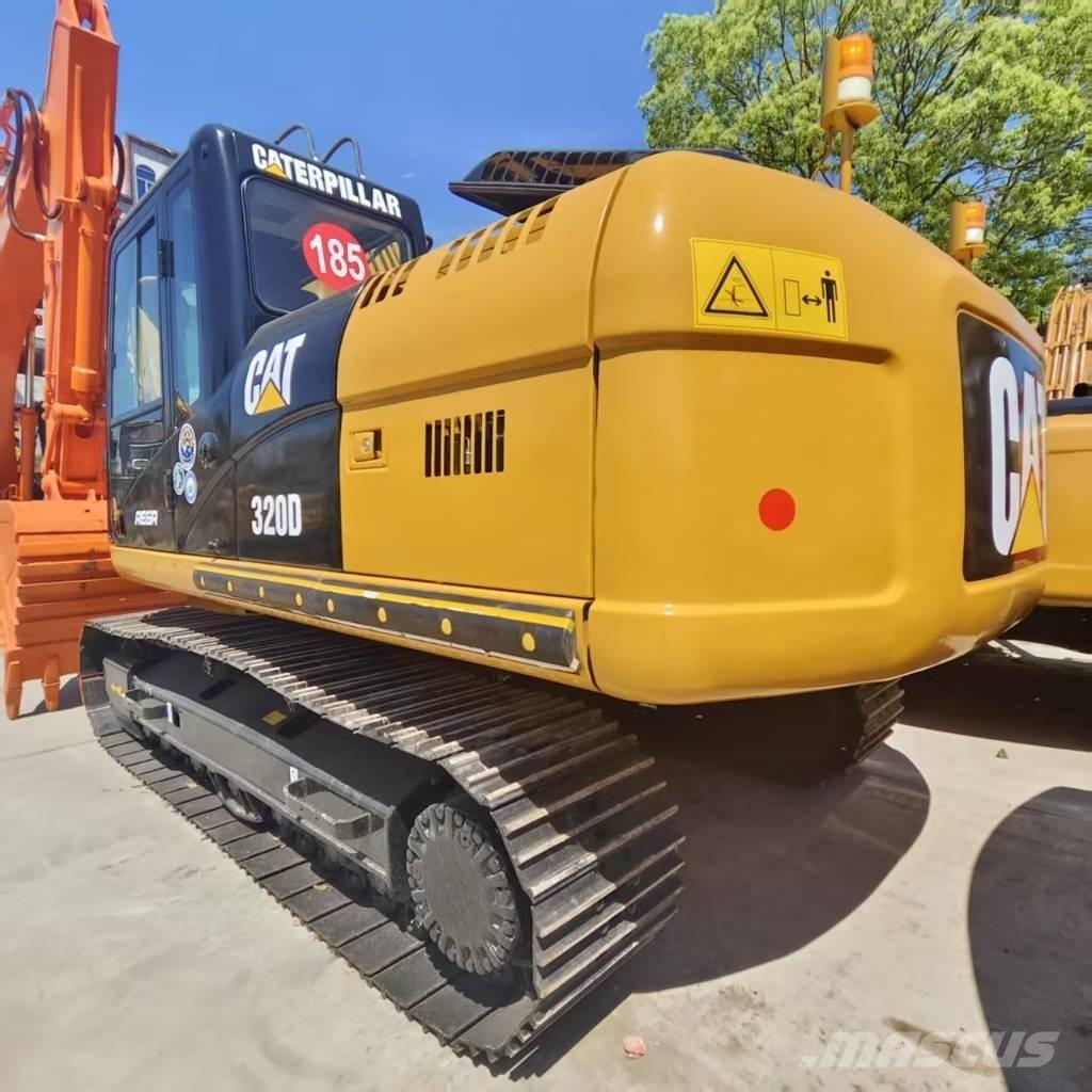 CAT 320 D Bandgrävare