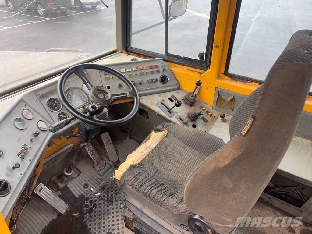 Volvo A 25 C 6x6 Midjestyrd dumper