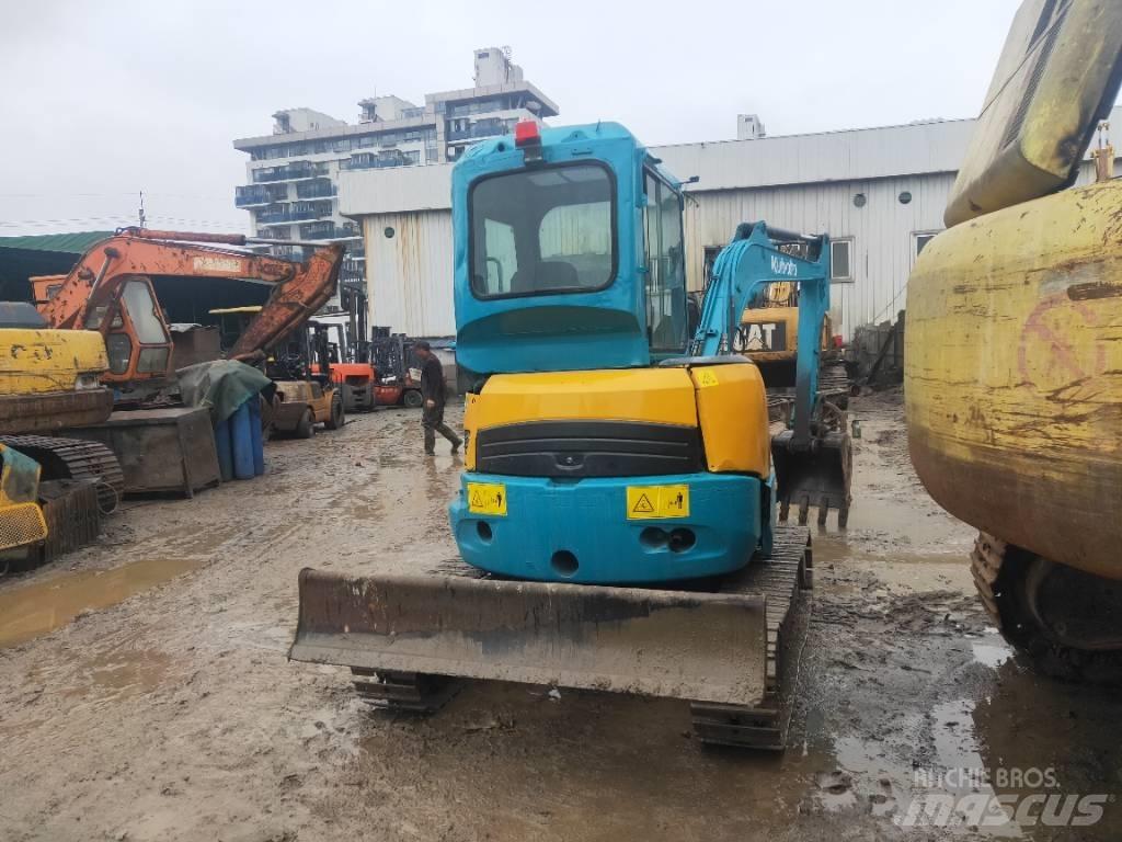 Kubota U 30 Minigrävare < 7t