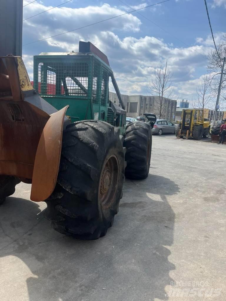 Timberjack 240 B Dragbilar