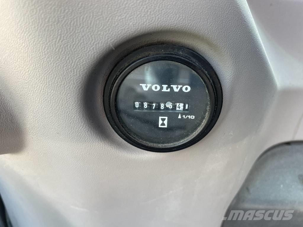 Volvo ECR235EL Bandgrävare